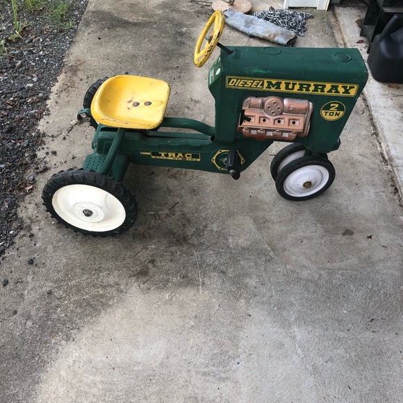 Kids 🚜 old but in great shape - Picture 7 of 8